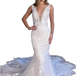 BRAND NEW 2024 beaded mermaid gown for Bride